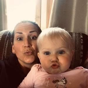 Meet your Posher, Carli